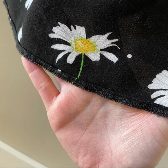 ASOS Black & White Daisy Floral Maxi Dress Size 6 - Picture 6 of 11